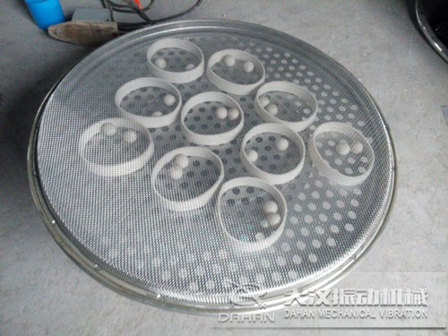 三次元振動篩托球板 三次元振動篩托球板